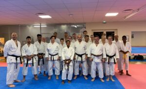 merci a855mg4vvyuwrw8z